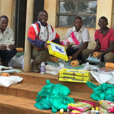Farmers-and-Zonal-CBF-Butoologo-Subcounty-Mubende-District-with-their-inputs-