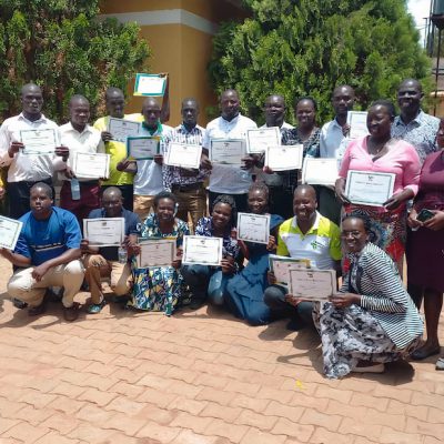 UG Participants receiving certificate
